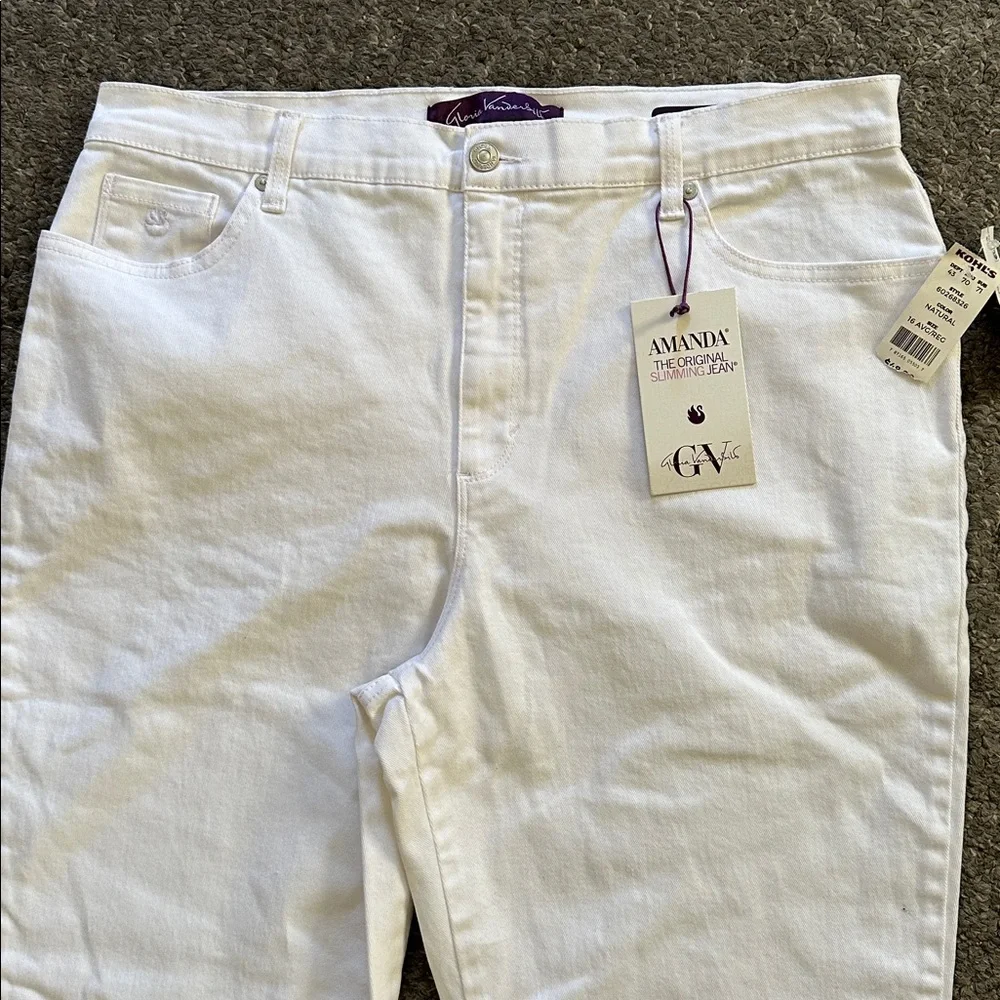 NWT Gloria Vanderbilt Amanda White Denim Jeans - Picture 2 of 9
